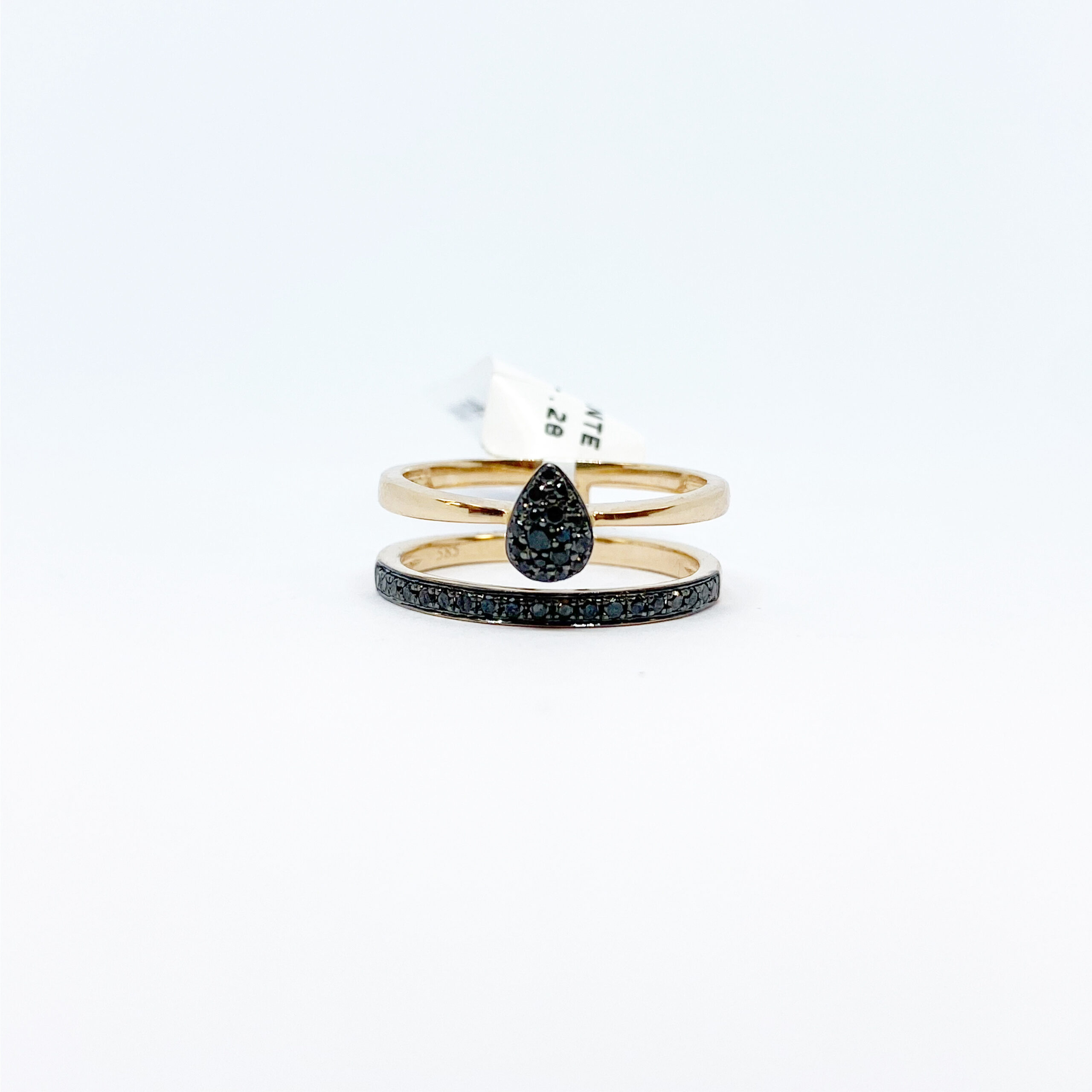 Anillo Gota de Diamante Negro con Churumbela