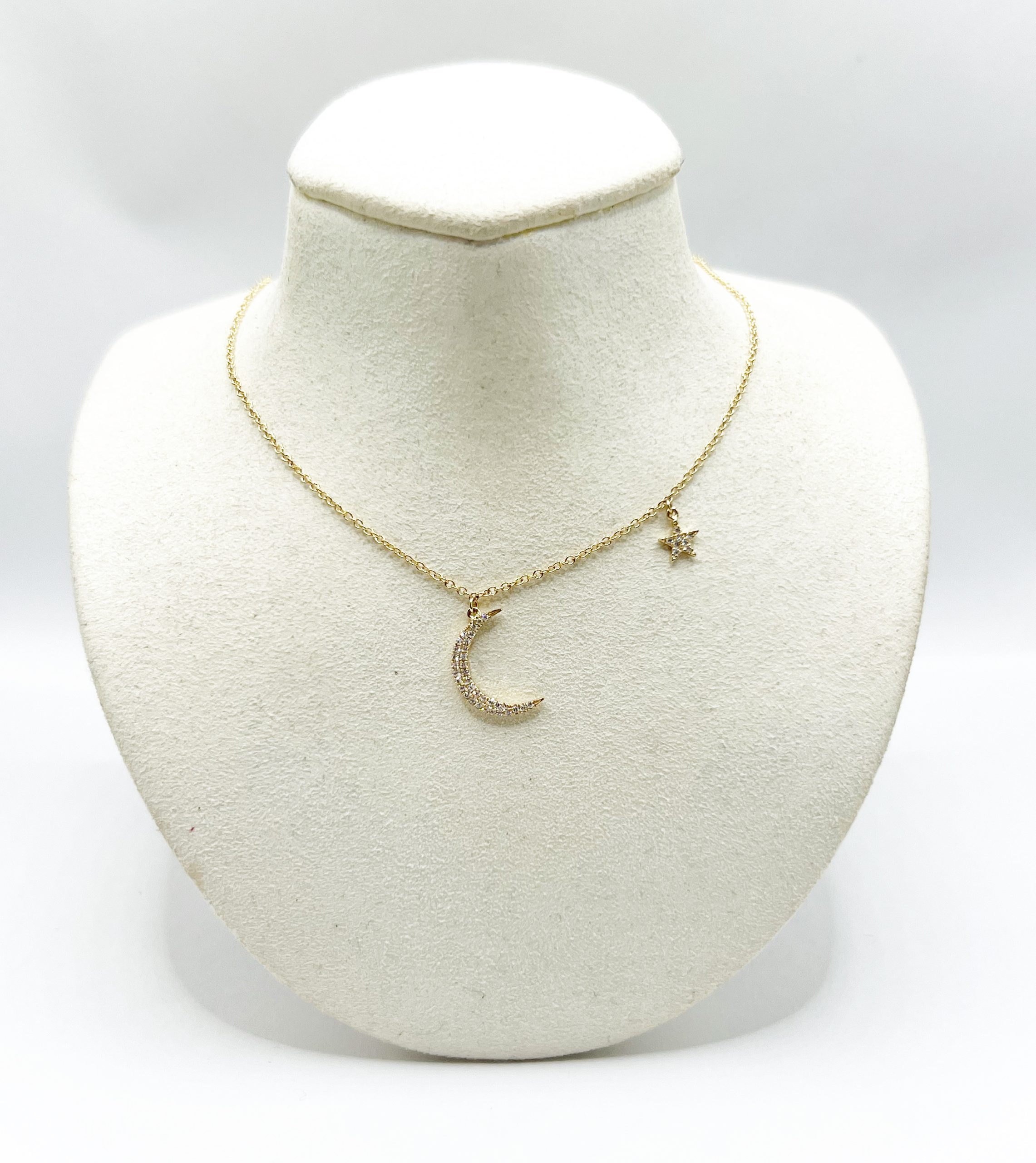 Collar Luna con Estrella de Diamante