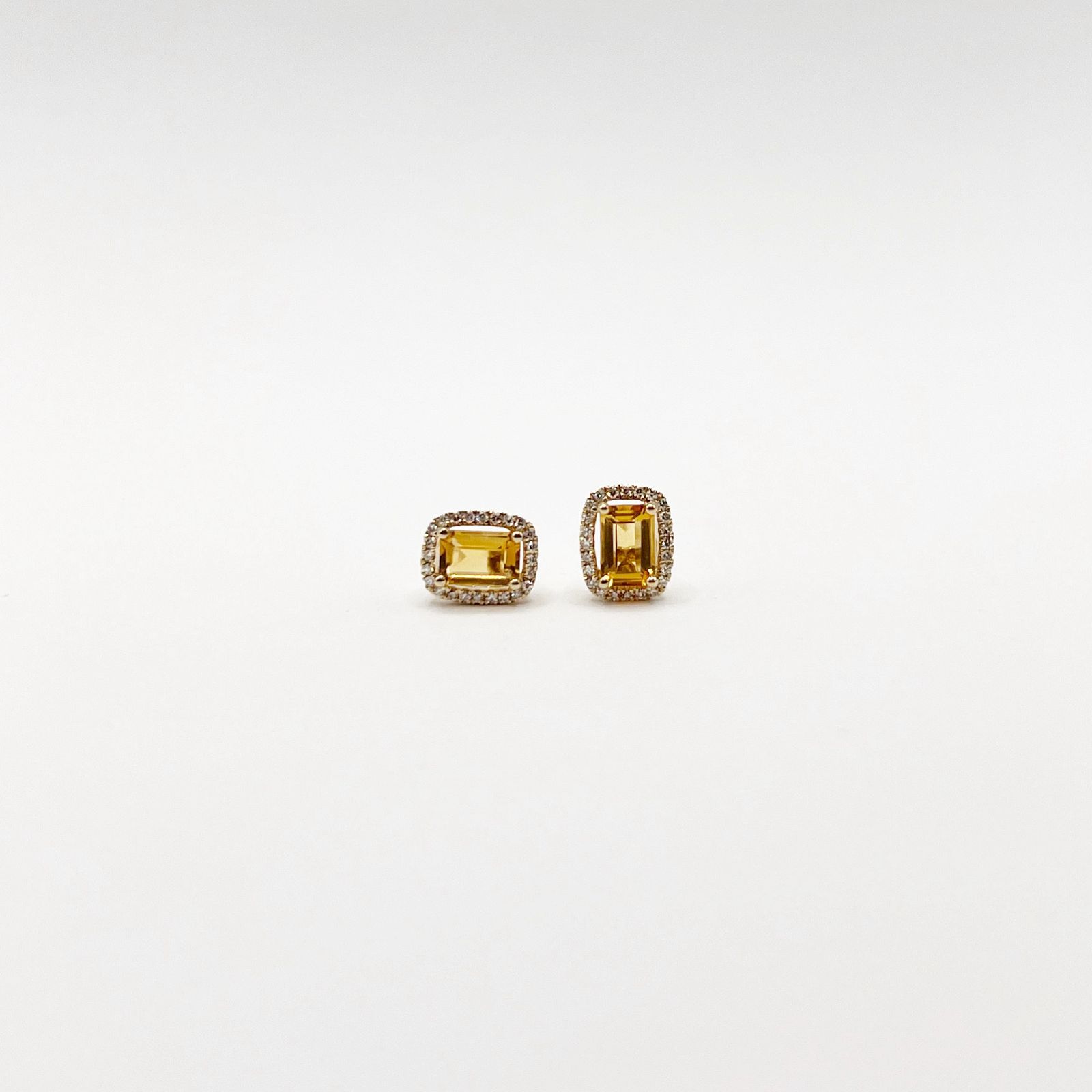 Aretes Cuadro Citrino Con Halo De Diamantes