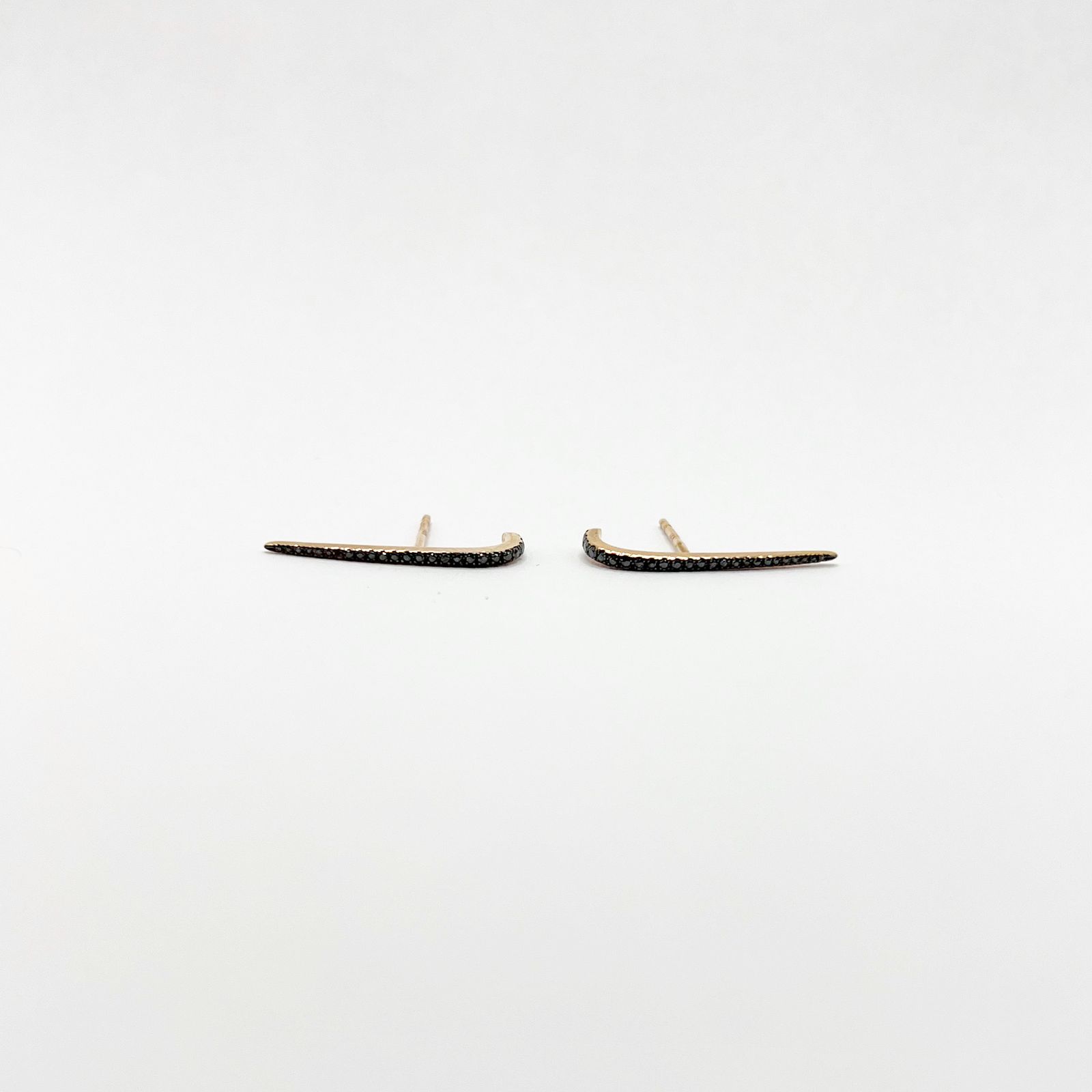 Aretes Bar Post Cuff De Diamante Negro