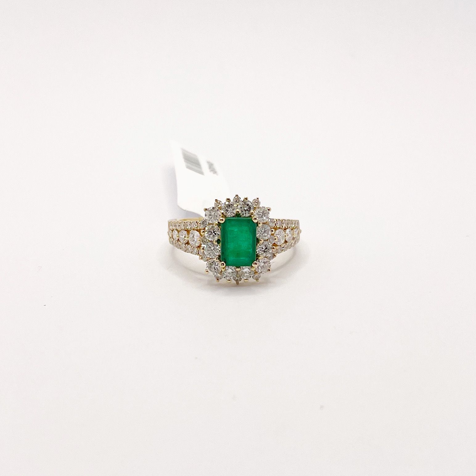 Anillo Cuadro Esmeralda Con Diamantes