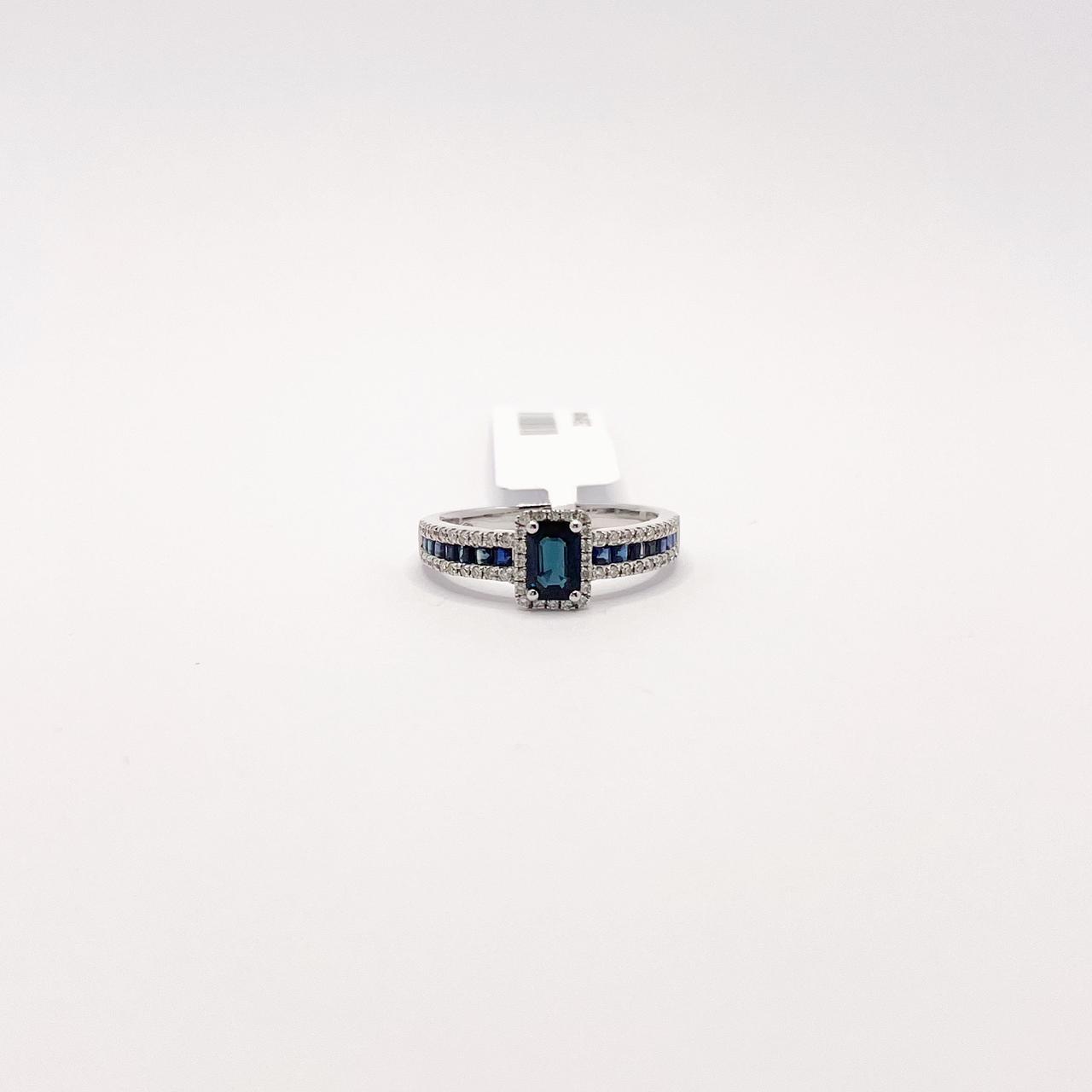 Anillo Cuadro Zafiro Con Diamantes