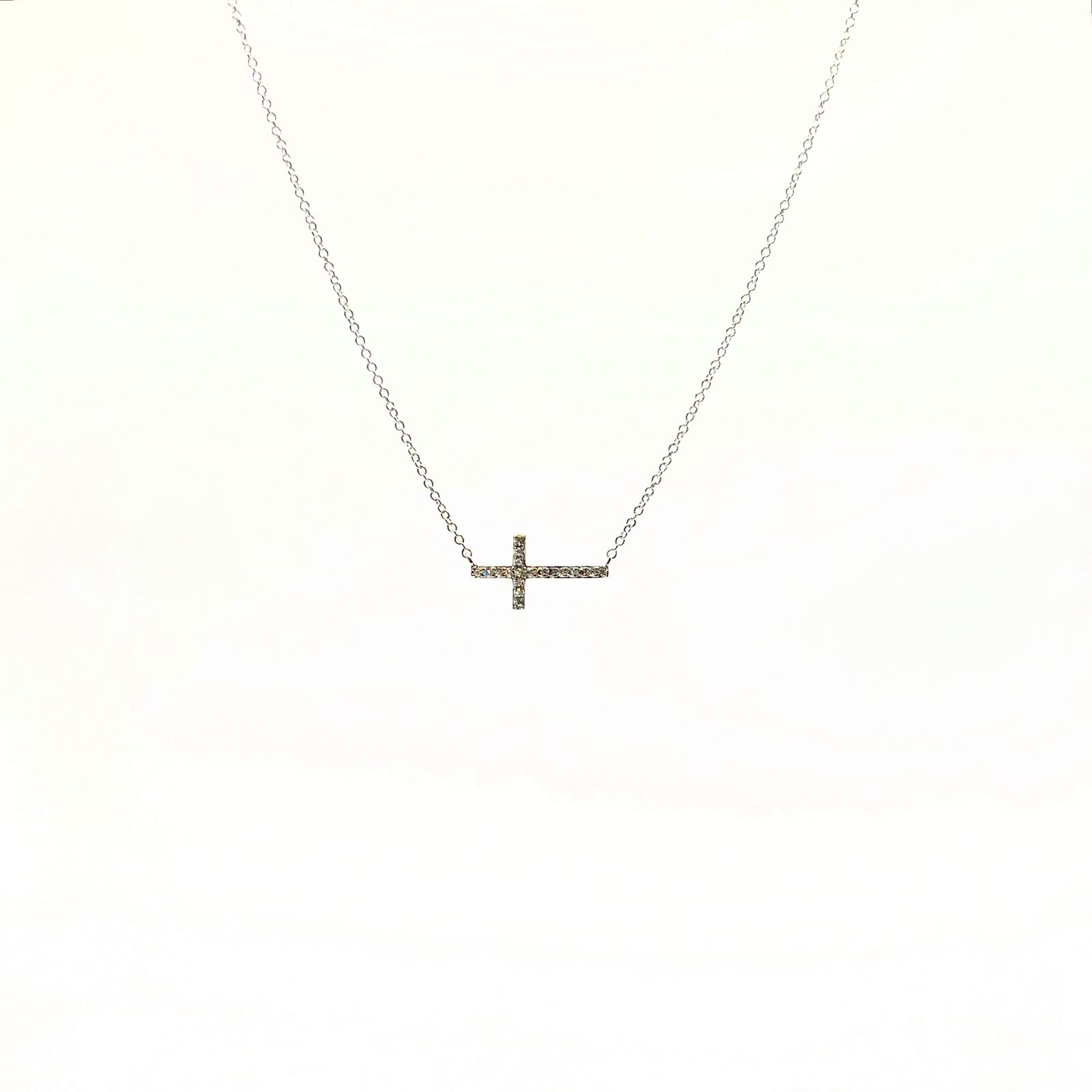 Collar Cruz Horizontal Con Diamantes