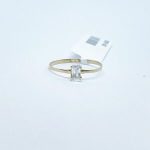 Anillo 10K Con Zirconia