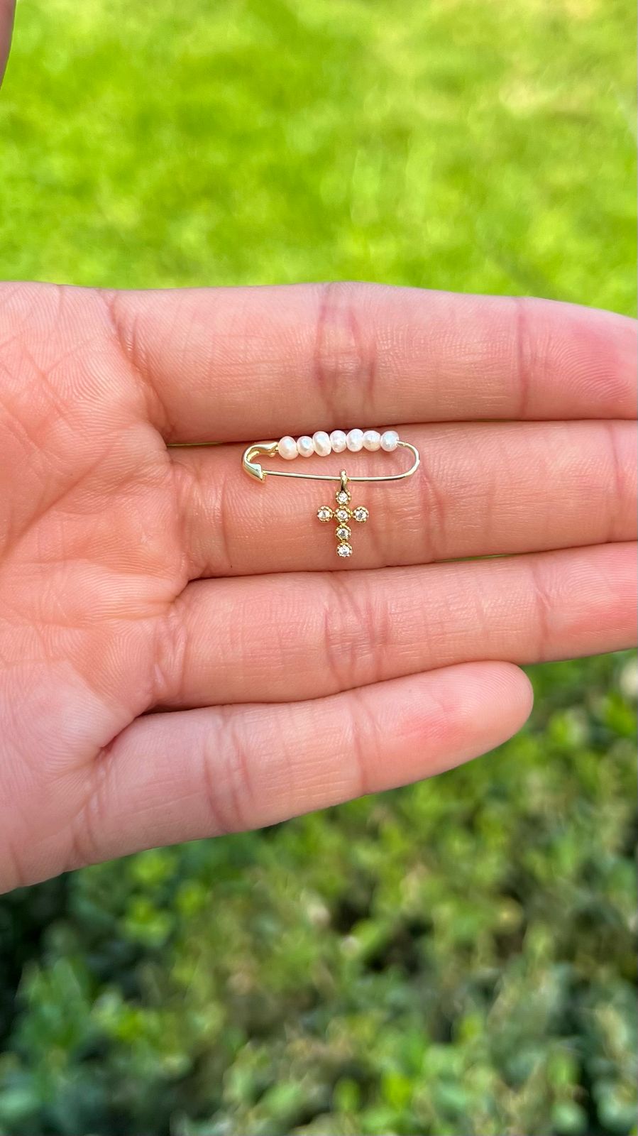 Segurito Con Perlas y Cruz De Zirconias